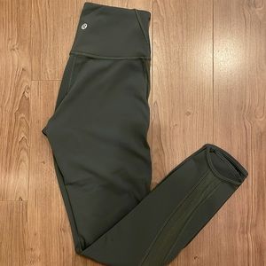 Lululemon Mesh leggings, size 4, length 25”